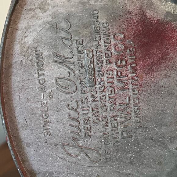 Vintage 1950's Navy Blue Chrome RIVAL JUICE-O-MAT Tilt-Top Manual Juicer Retro - Picture 3 of 13